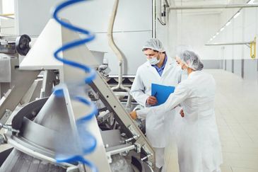 Entrenamos y capacitamos al personal operativo y de gestión