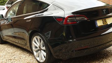 A ceramic coated surface gives your car the utmost protection against the environment.