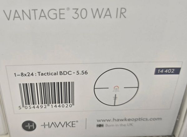 Box for Hawke Vantage 30 WA IR rifle scope with tactical reticle.