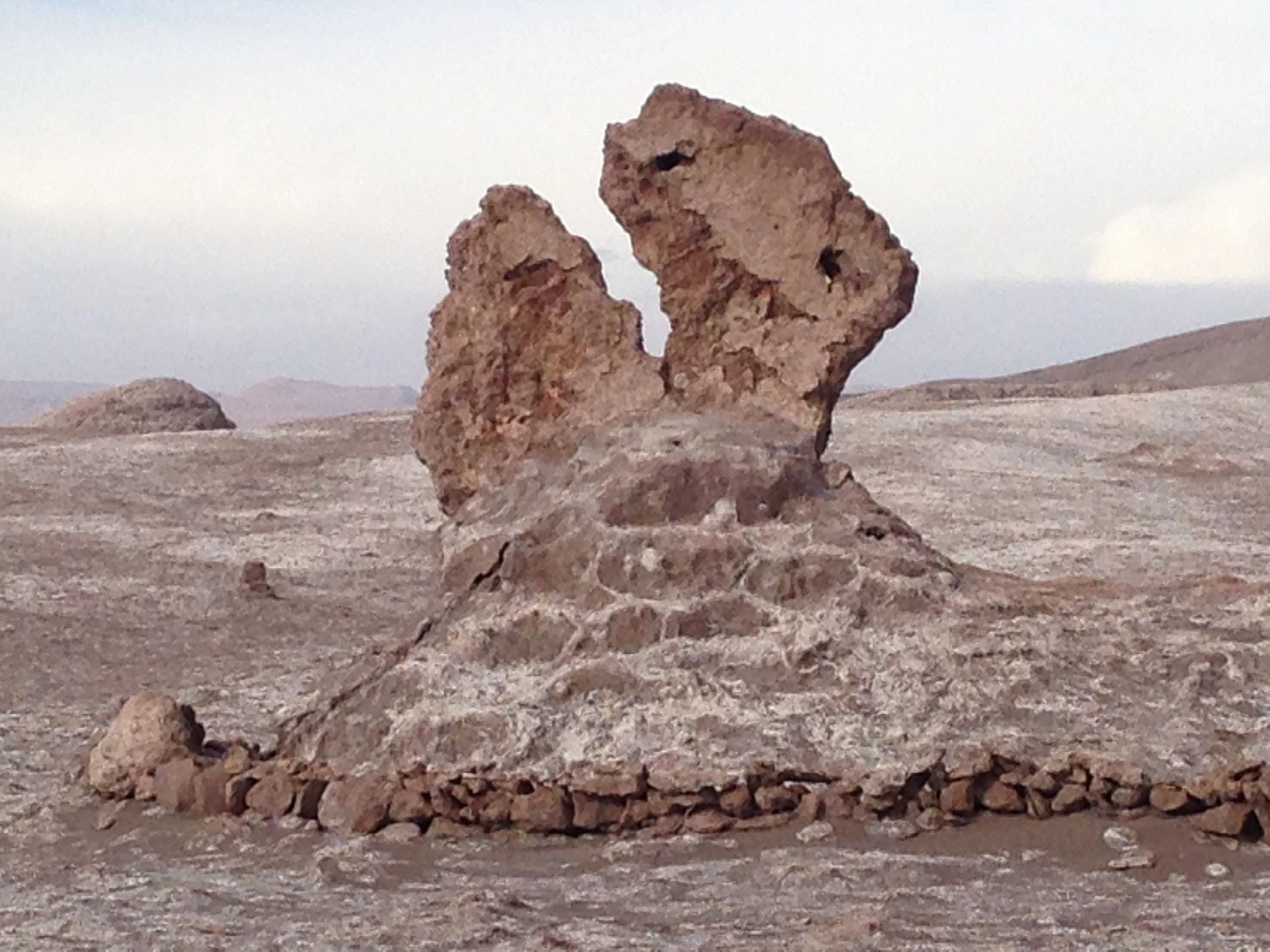 'PACMAN' or Dinosaur Head;
natural rock formation
Valle de la Luna ( Valley of the Moon
Atacama Dese