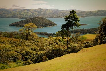 LAKE ARENAL, COSTA RICA 
2016