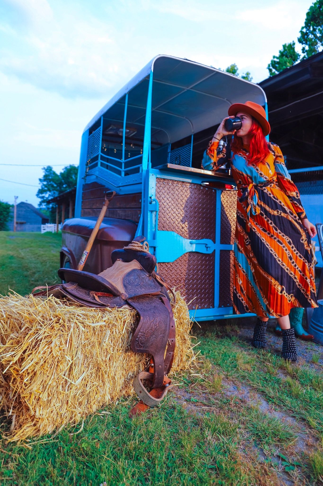 Campfire Trailers Completes First Single Horse Trailer Bar