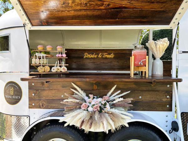 campfire trailers, white horse trailer mobile bar with wood