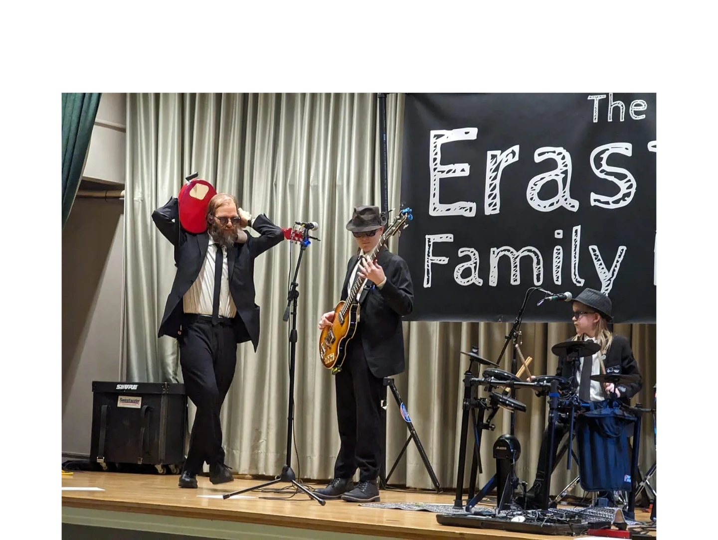 Erastus Family Band