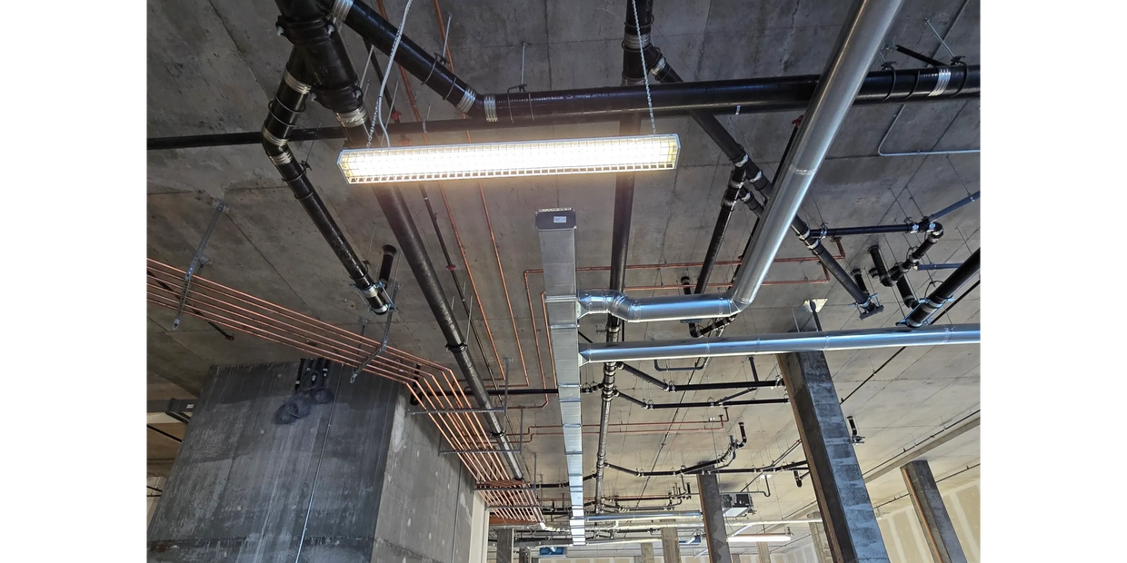 Drainage sanitaire
Drainage pluvial
Fonte
PVC
Cuivre
Réseau d'eau domestique
Eau froide
Eau chaude