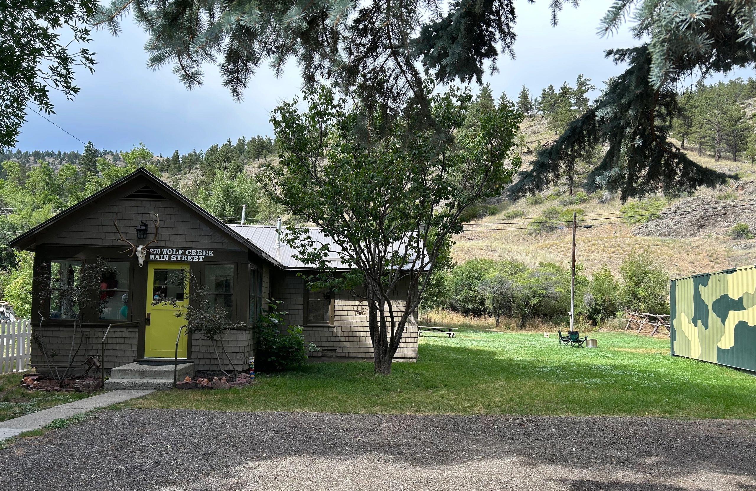 Wolf Creek Basecamp Montana (406) 581-2070