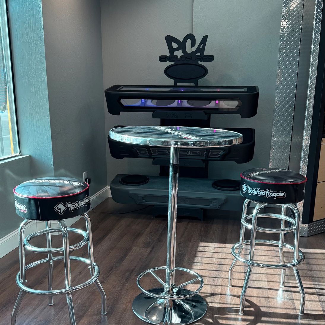 California Custom Stereo