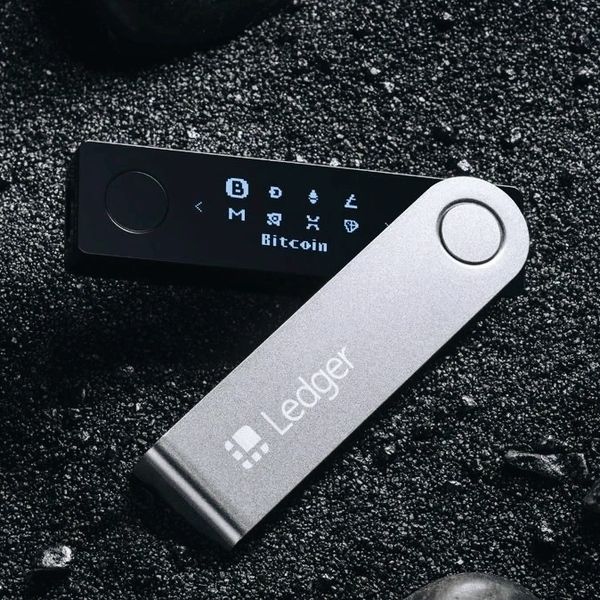 Nano Ledger - Cold Wallet Storage