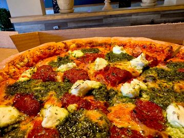 Pink sauce pizza