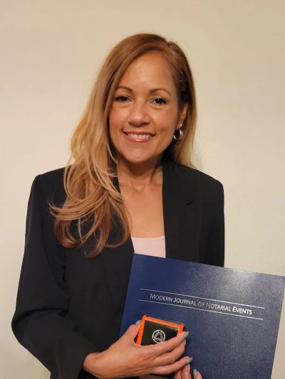 Notary ready to notarize documents for people that speaks spanish 