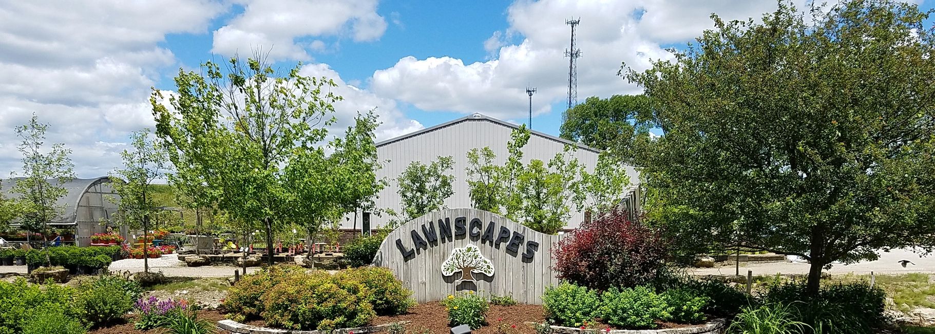 Garden Center & Nursery | Lawnscapes