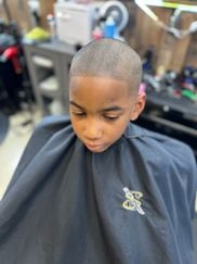 DjFinesse The Barber (Stay Sharp BarberShop 2) - Las Vegas - Book