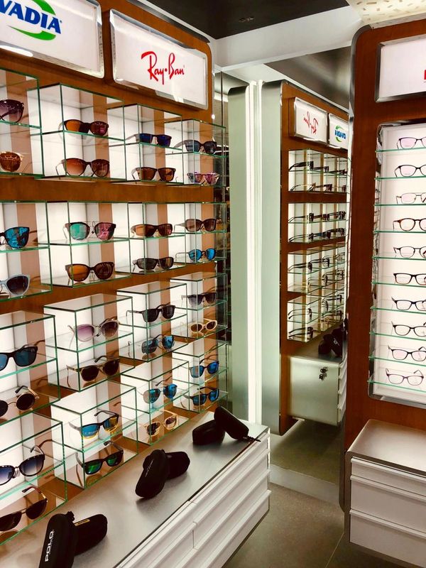 ARMAZON OPTICO METALICO POLO
opticas losada
optica comunal las condes
 optica globalvision