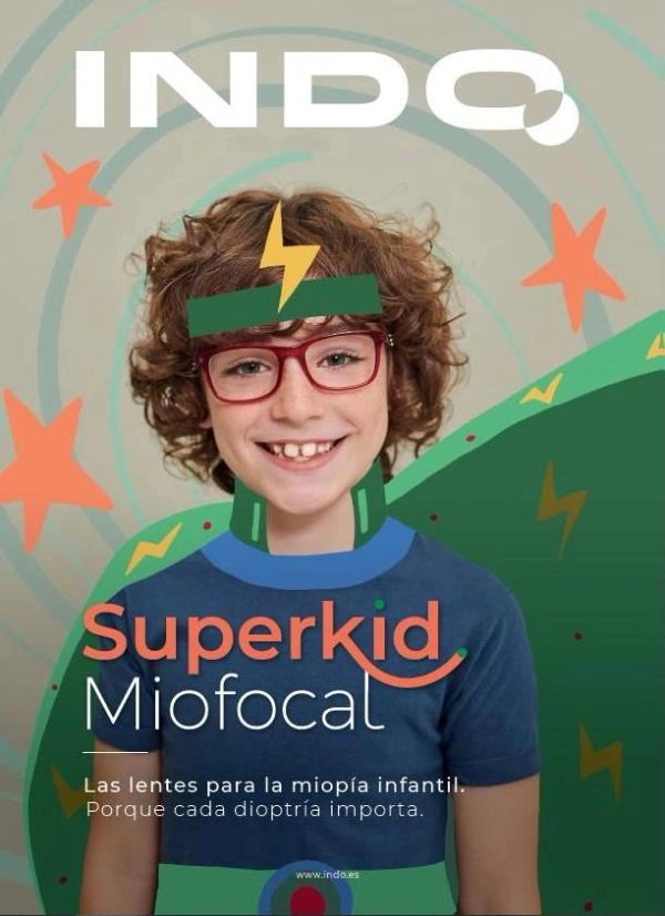 Anuncio de lentes para miopía infantil.