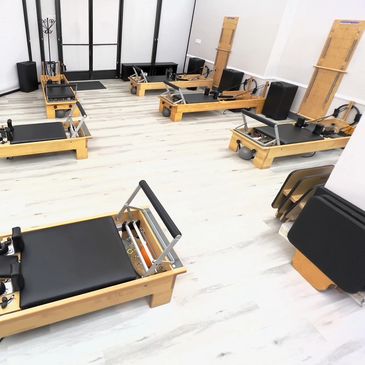 Pilates Group Reformer