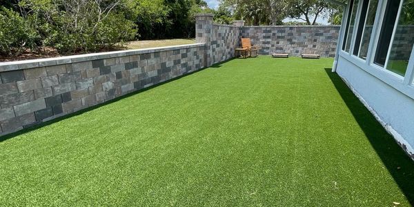 Low maintenance artificial grass