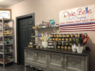 Dixie Belle Paint Company, Elite Retailer