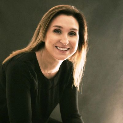 Yasemin Iris-Brown