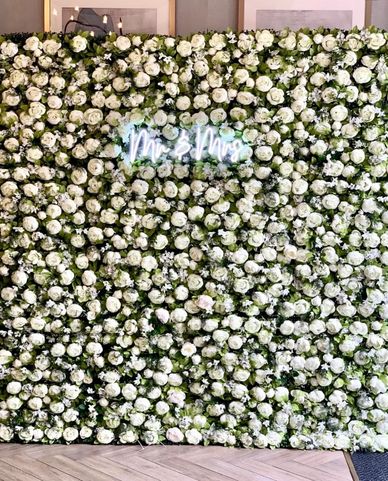 Pear White flowerwall at Fota Island Resort