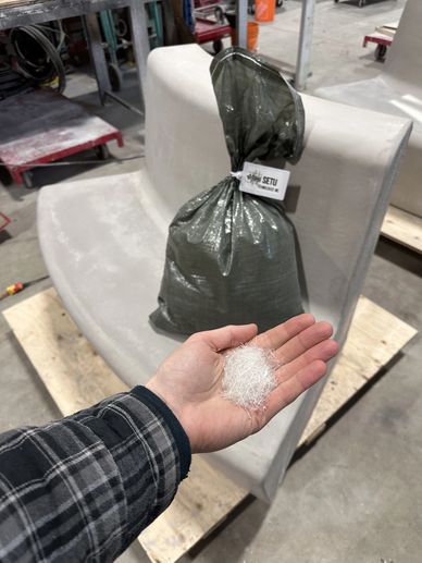 Szolyd Concrete trying out Setu Fibers in their custom concrete benches. January 15, 2026. 