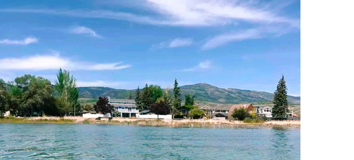 Vacation rental at Bear Lake, UT. Beautiful, clear, blue waters. 