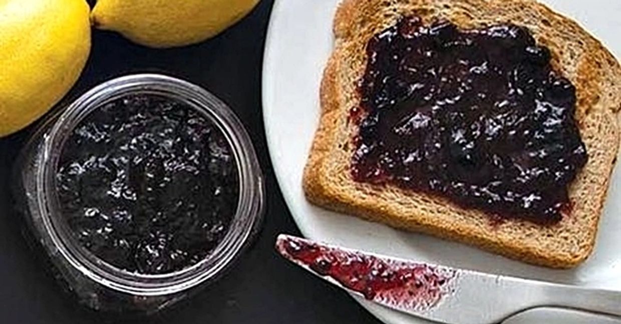 Some toast spread with Elderberry jam - containing Sambucus Nigra - one natural dietary antiviral.