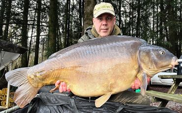 Carp fishing holiday france