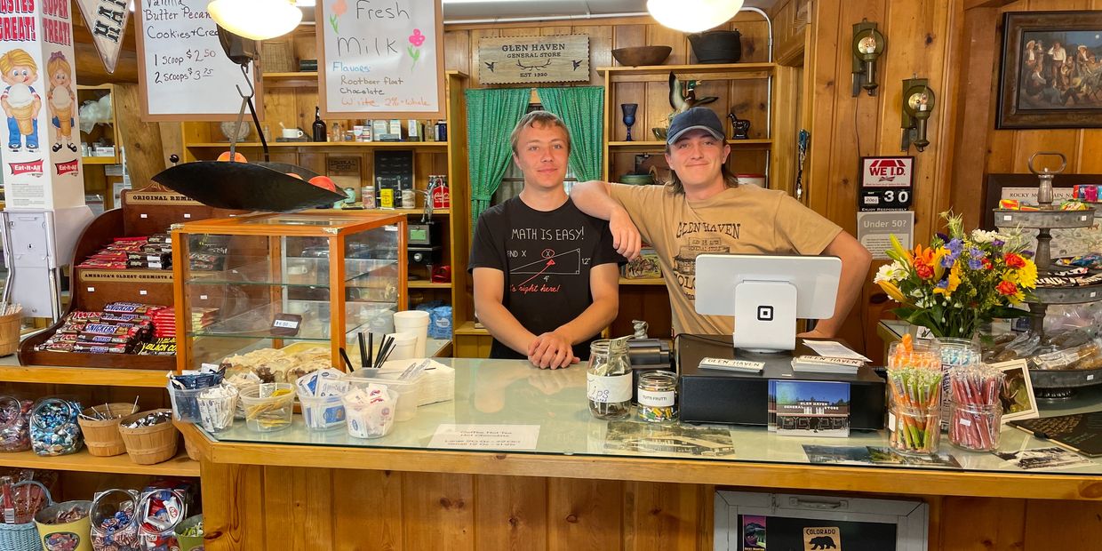 Glen Haven General Store Cinnamon Rolls, Glen Haven