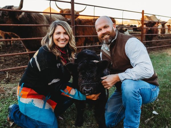 Jonathan Wetter, Stephanie Wetter, Scottish Highland Cattle