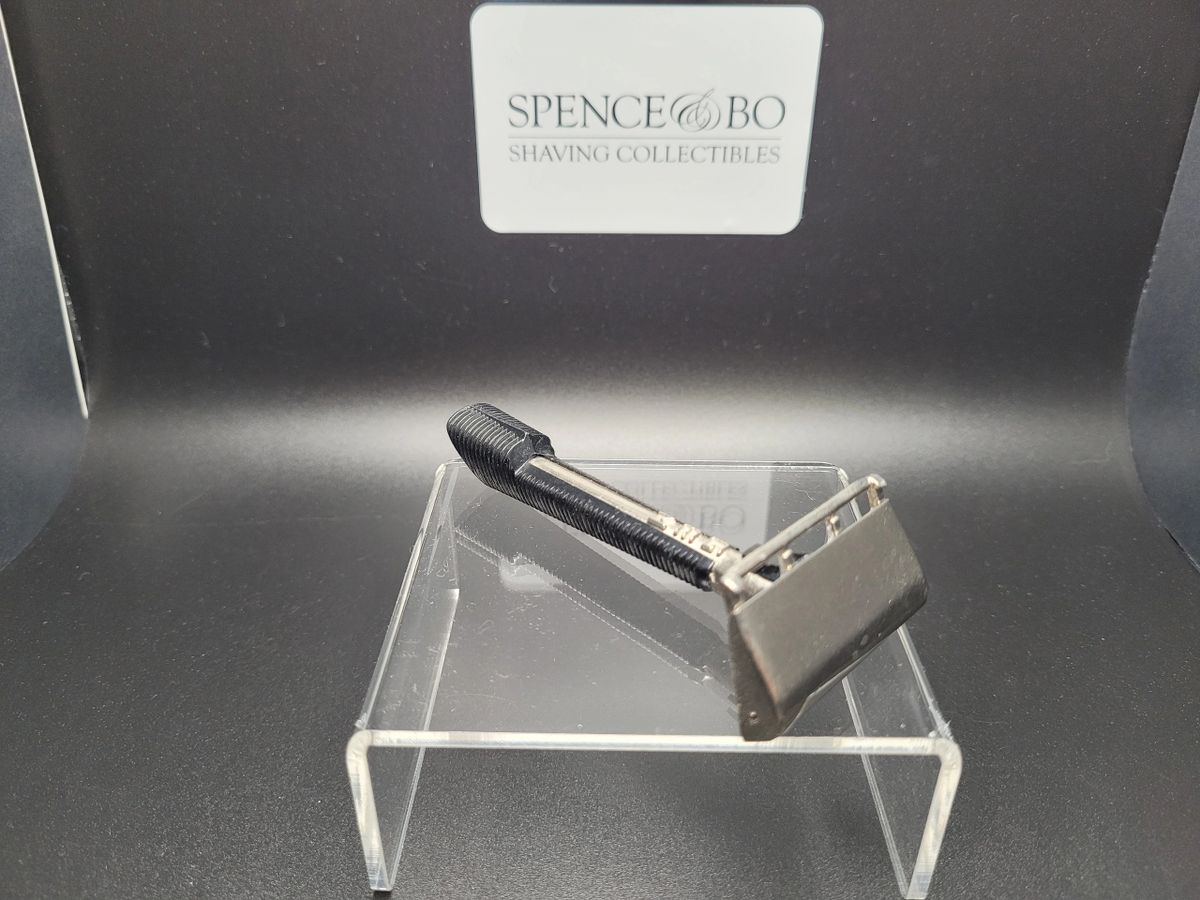 GEM Push Button SE razor