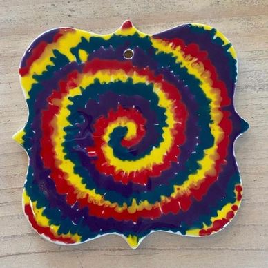 Spiral colors painted on a plate