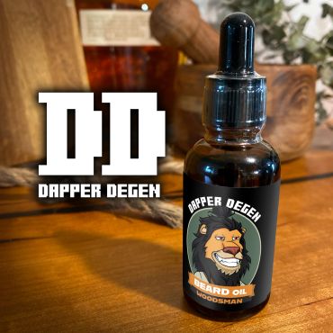 Bottle of Dapper Degen beard oil on wooden surface.