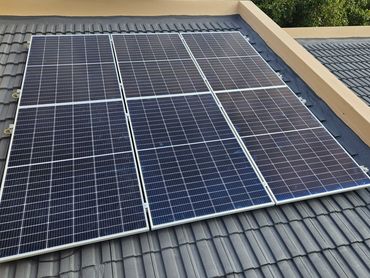 6 Trina 425w panels in series producing 2.55kw