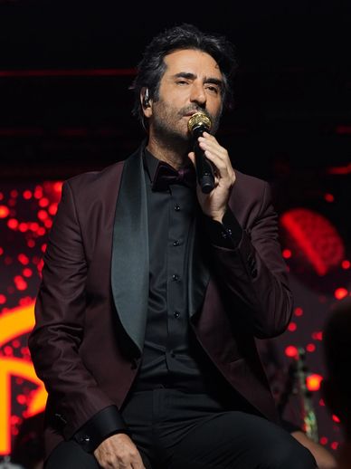 Mahsun kırmızıgül günay