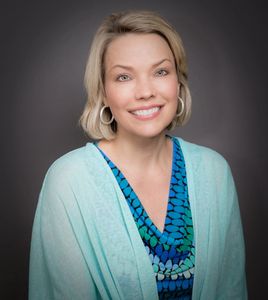 Kristy Lindstrom Communications