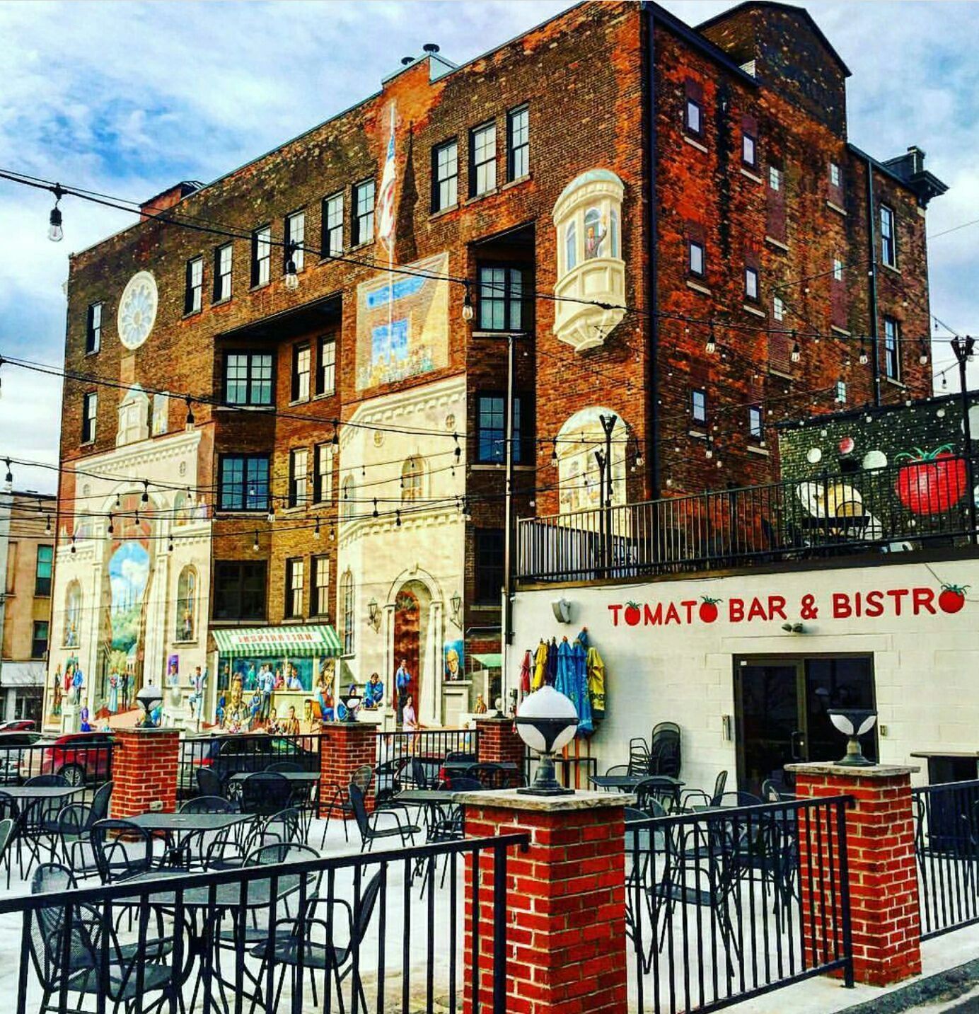 Tomato Bar & Bistro Bistro, Bistro, Restaurants, Cocktail