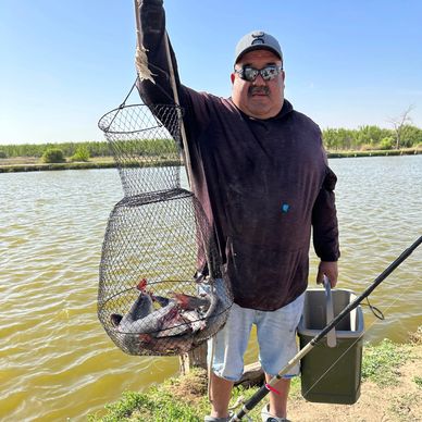 Angler nets big bass at Inks Lake in Legacy Class contest