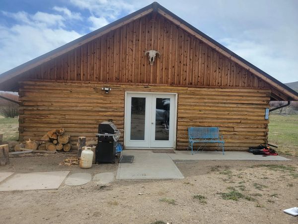 Great accommodations for our guided elk hunts near Dillon Montana  