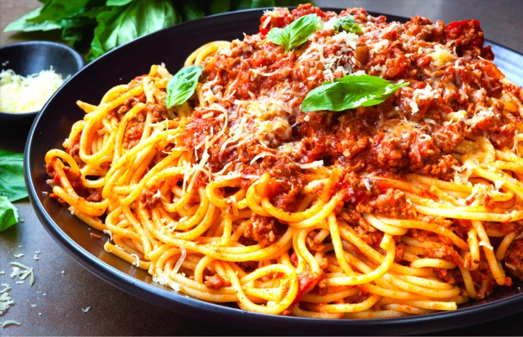 Video On Demand: Spaghetti Beef Bolognese and Mozzarella Sticks