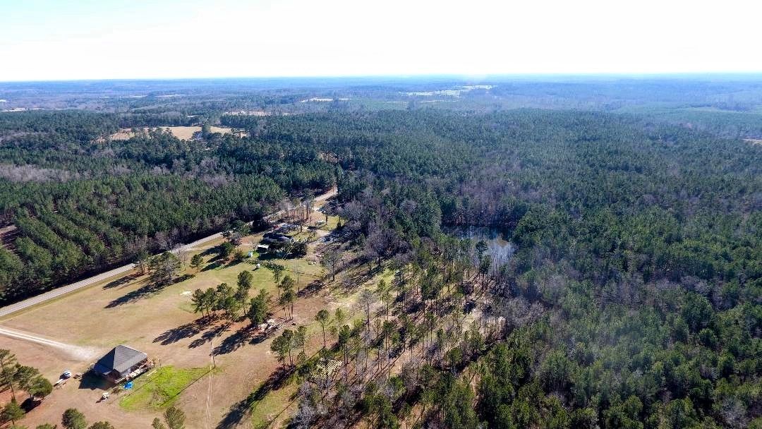 Armstrong Estates LLC