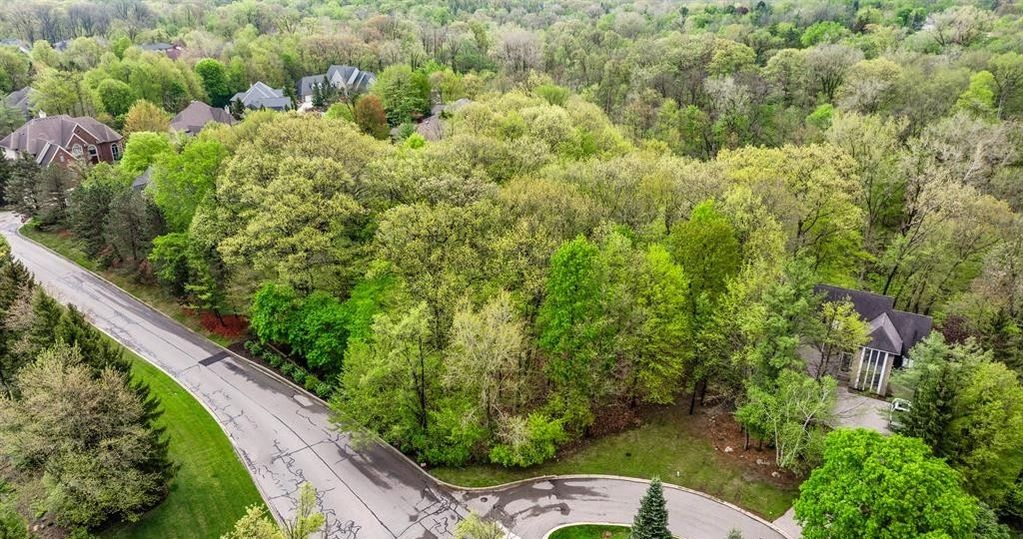 26998 Hampstead Boulevard Farmington Hills, MI 