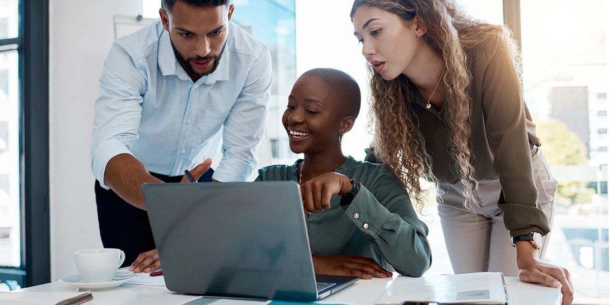 3 team members collaborating