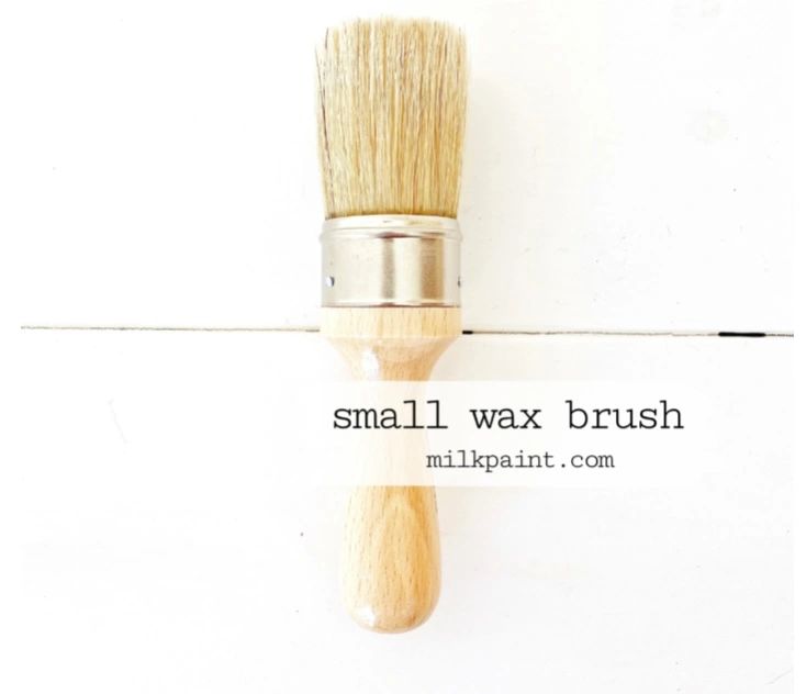 Restore® #10 Flat Wax Brush