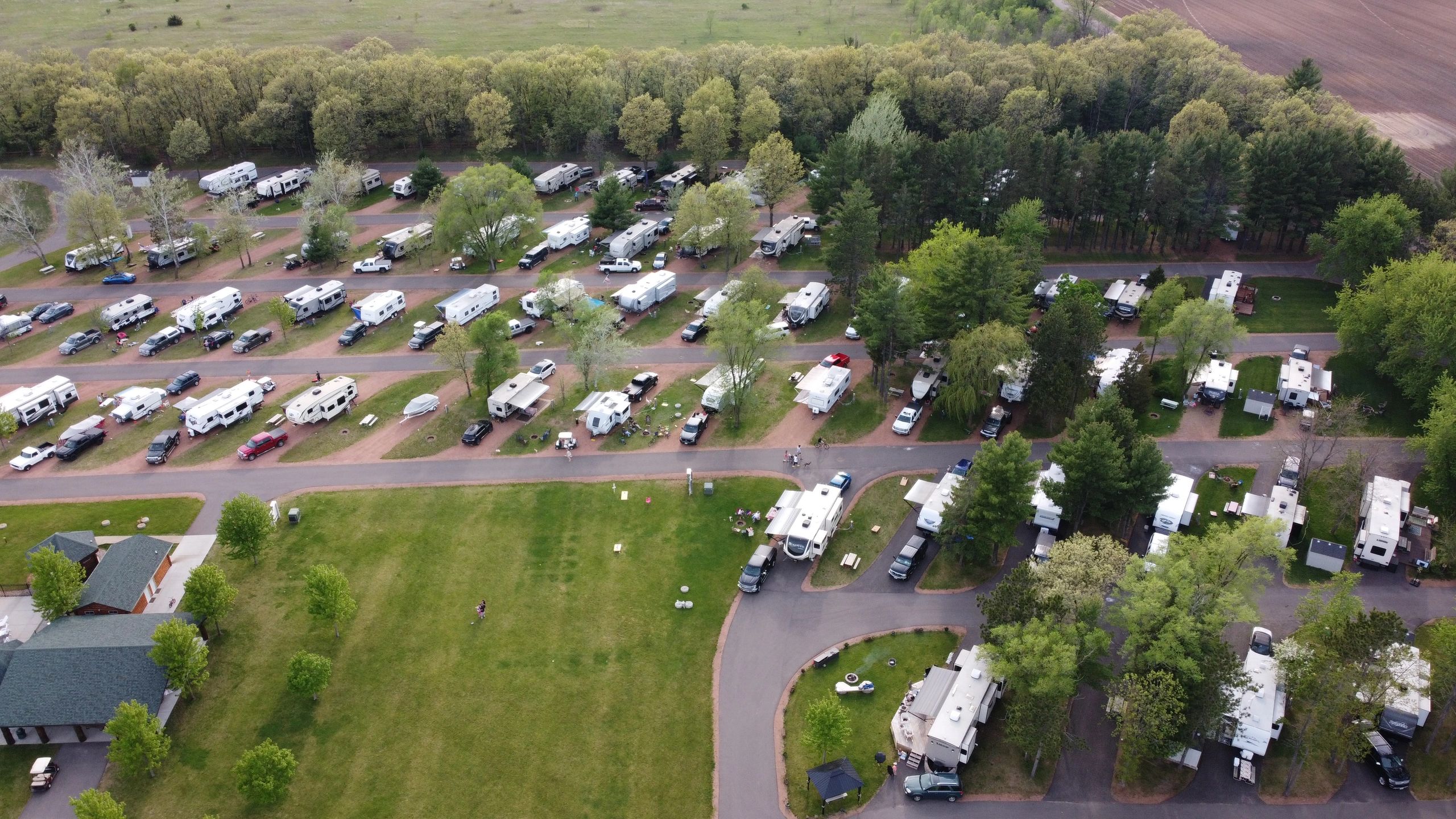 Discover Your Perfect Campground Getaway