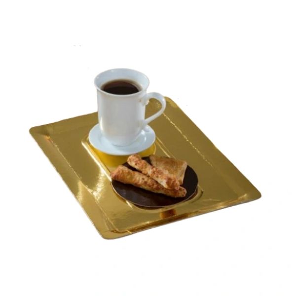 bandeja de comida en carton