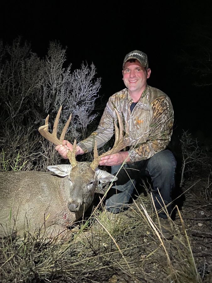 Big whitetail guided hunts