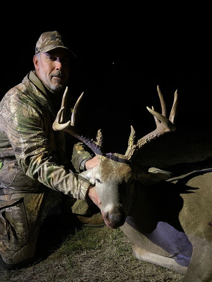 Rockin' B guided whitetail hunt