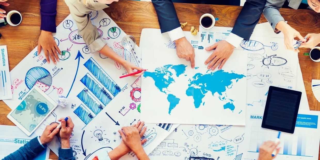 English Communication at the Jobsite, Online English Training for the Workplace, English for Teams