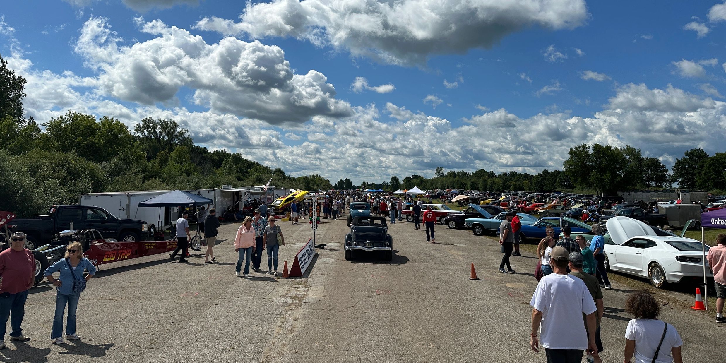 Tri-City Dragway Car Show