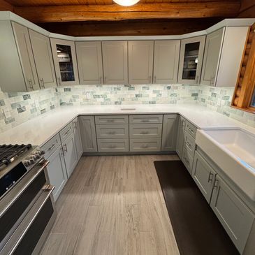 custom kitchen backsplash quartz cabinets log cabin www.krosshomeimprovements.com ceramic tile tile 